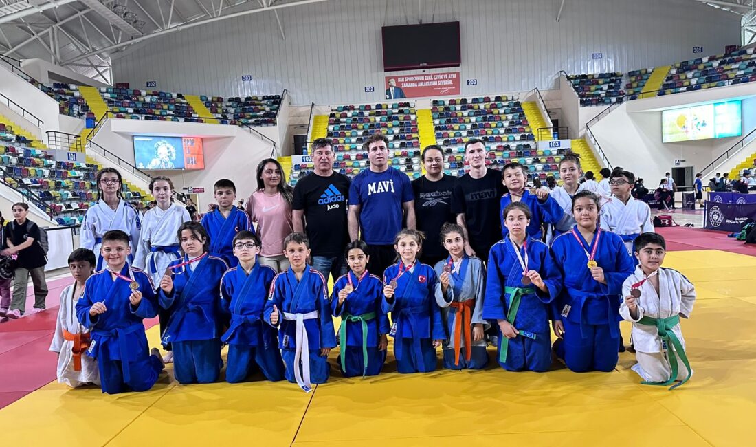 Osmangazili sporcular judo’da başarıdan başarıya koşuyor! Osmangazili sporcular judo’da başarıdan başarıya koşuyor!