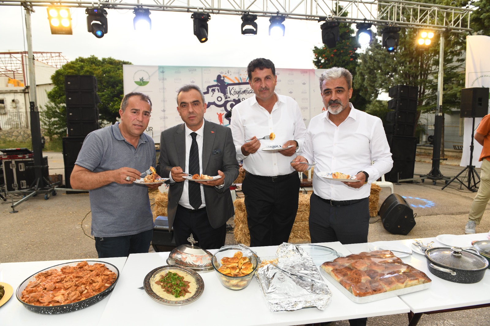 Köylerdeki şenlik dolu dizgin devam ediyor!