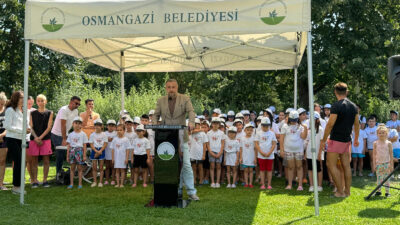Genç yüzücüler sertifikalarını aldı