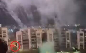 Yılbaşı kutlamasında facia gibi saatler yaşandı! havai fişek evin balkonunu yaktı