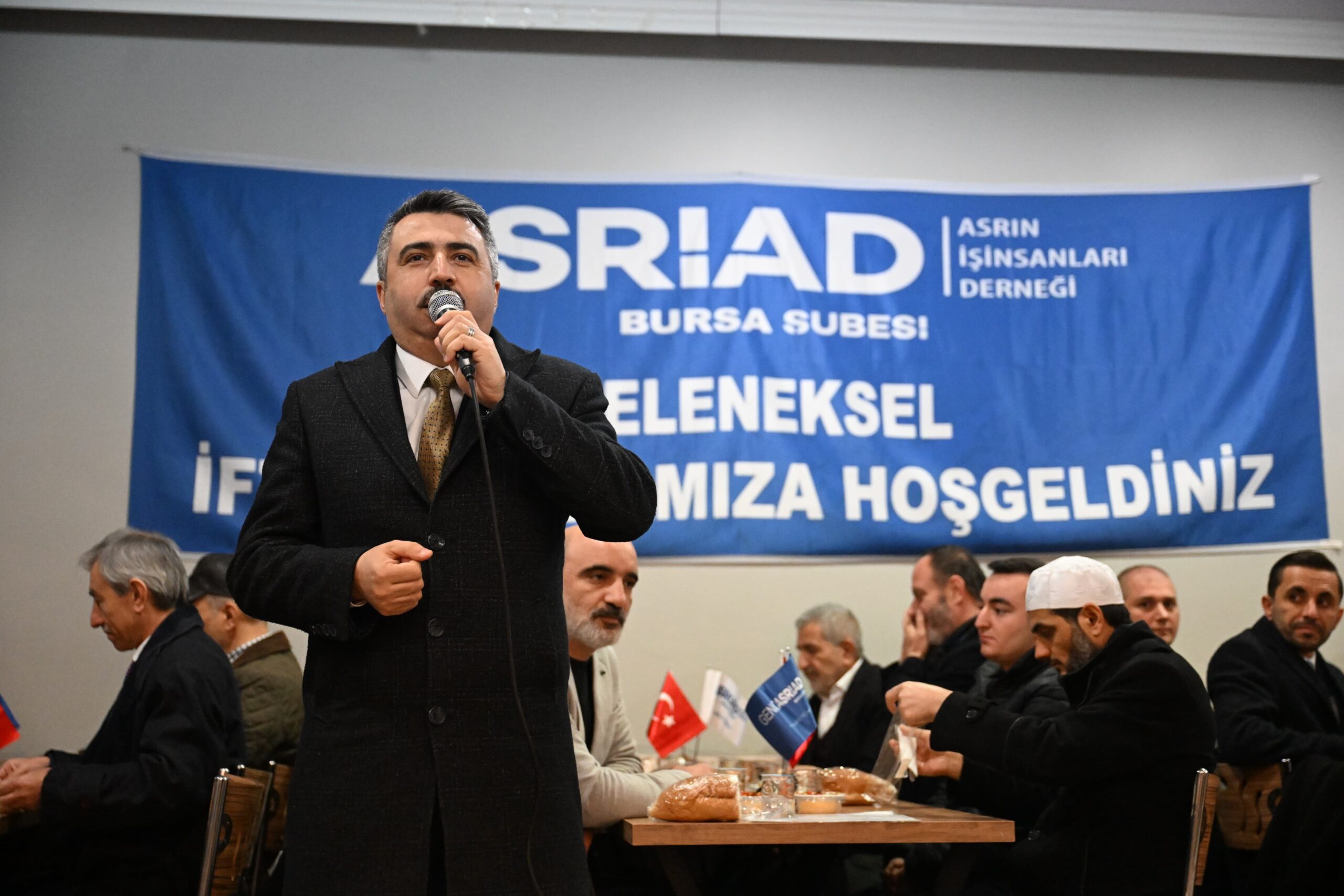 Belediye Başkanı Yılmaz halkla iftarda buluştu!