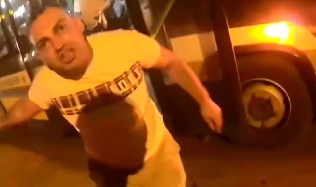 Bursa’da yol verme kavgası!