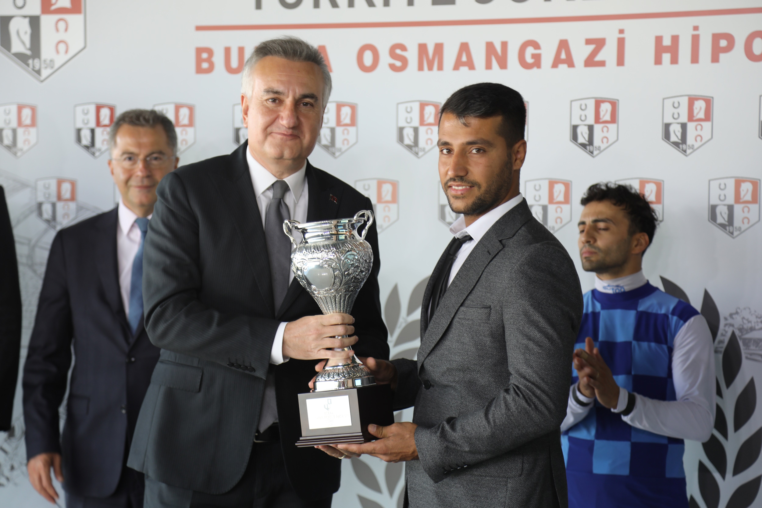 Bursa’da Büyükşehir Başkanlık koşusu