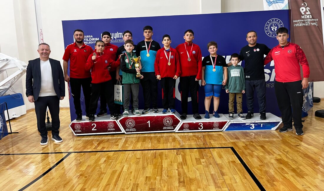 YILDIRIM’DA CUMHURİYET COŞKUSU SPORLA BULUŞTU