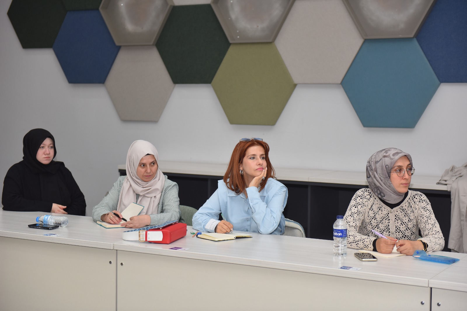 FOTOĞRAFLI]YILDIRIM BELEDİYESİ’NDEN YAZI ATÖLYESİ