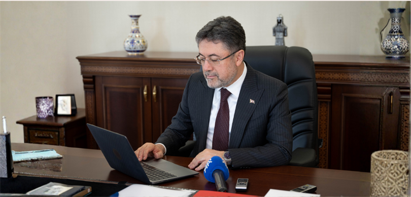 BAKAN YUMAKLI, AA’NIN “YILIN KARELERİ” OYLAMASINA KATILDI
