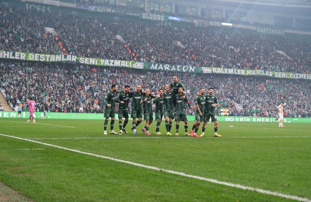 Bursaspor 6-0 Adanaspor