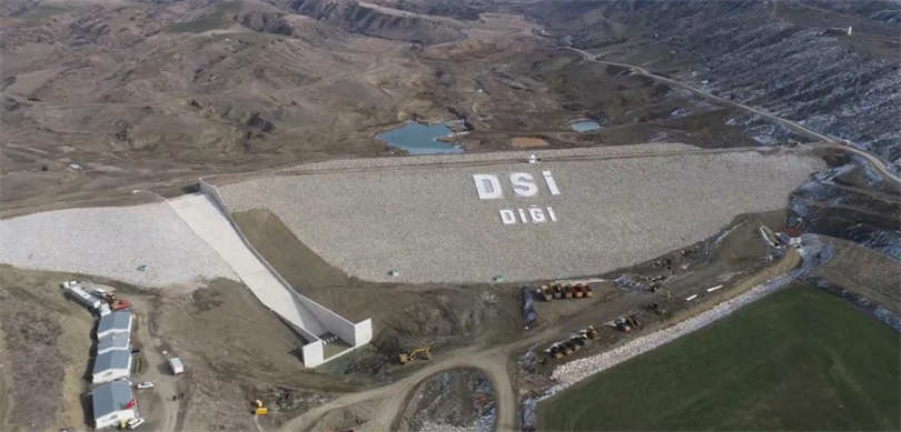 BAKAN YUMAKLI, ÇORUM SUNGURLU DİĞİ GÖLETİ’NİN TAMAMLANDIĞINI BİLDİRDİ