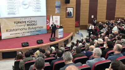 BAKAN YARDIMCISI YELKENCİ, KASTAMONU’DA “TÜRKİYE YÜZYILI MAARİF MODELİ BULUŞMALARI”NA KATILDI