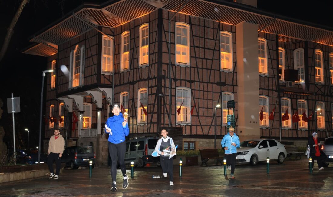 Tarihi Çarşı’nın gece atmosferinde oryantiring heyecanı