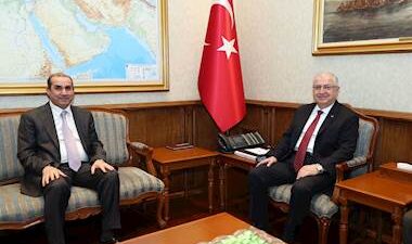 Millî Savunma Bakanı Yaşar Güler, Irak’ın Ankara Büyükelçisi Majid Al-Lachmawi’yi Makamında Kabul Etti