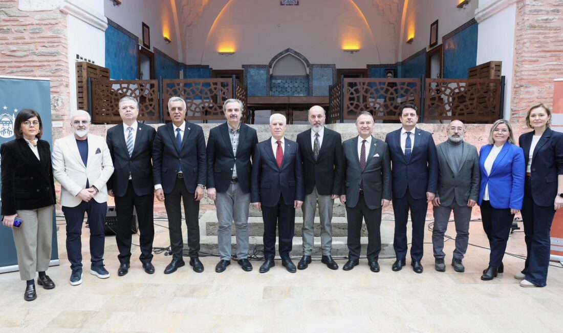 Bursa, fethin 700. yılında dünya sahnesinde Bursa, fethin 700. yılında dünya sahnesinde