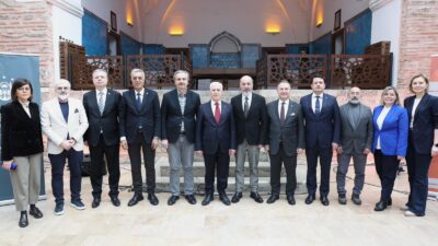 Bursa, fethin 700. yılında dünya sahnesinde Bursa, fethin 700. yılında dünya sahnesinde