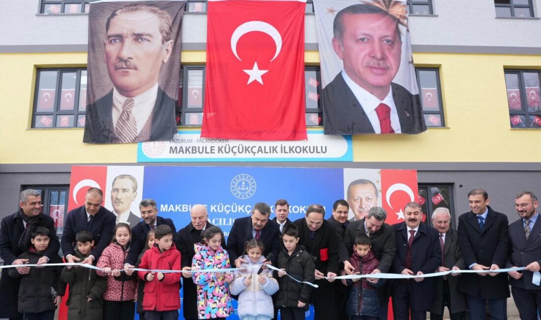 BAKAN TEKİN, MAKBULE KÜÇÜKÇALIK İLKOKULU AÇILIŞ TÖRENİ’NE KATILDI