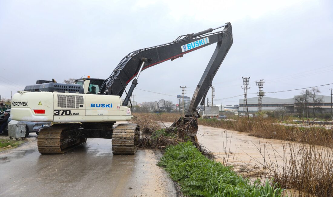 Bursa Büyükşehir, olumsuz hava koşullarına karşı seferber oldu