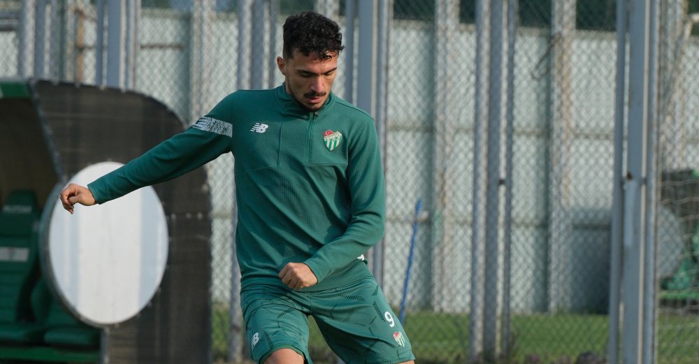 Bursaspor’da Kritik Güzide Gebzespor Maçı Hazırlıkları Başladı: Teknik Direktör Mustafa Er’den Sıkı Markaj
