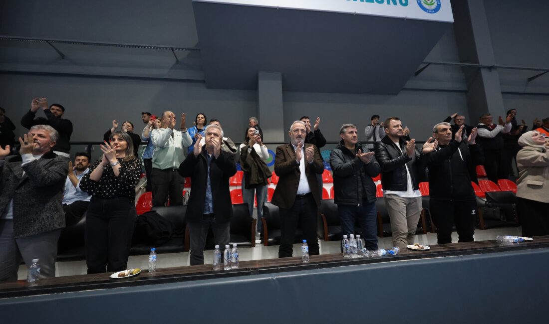 Bursa Büyükşehir Belediyespor Avrupa’da yarı final için avantajı kaptı Bursa Büyükşehir Belediyespor Avrupa’da yarı final için avantajı kaptı