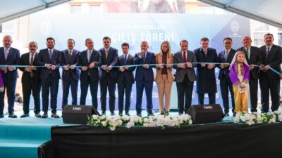 İzmir’de Yapımı Tamamlanan Okulların Toplu Açılışı Gerçekleştirildi