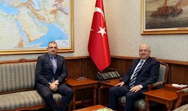 Millî Savunma Bakanı Yaşar Güler ve BAYKAR Genel Müdürü Haluk Bayraktar, Bir Araya Geldi