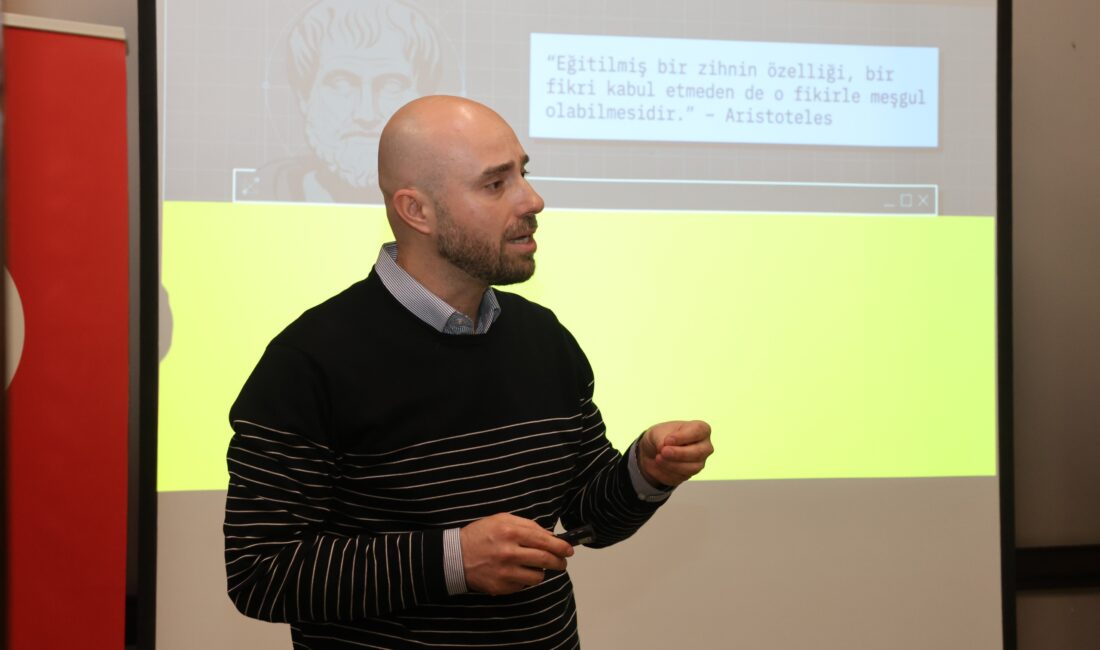 Osmangazi Belediyesi’nden Gençlere Eleştirel Düşünce Atölyesi
