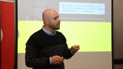 Osmangazi Belediyesi’nden Gençlere Eleştirel Düşünce Atölyesi