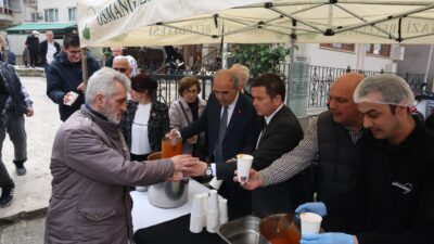Başkan Aydın’ın Cuma Durağı Muradiye Mahallesi Oldu