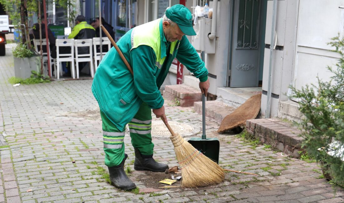 Osmangazi’de Çöp Eve Anında Müdahale