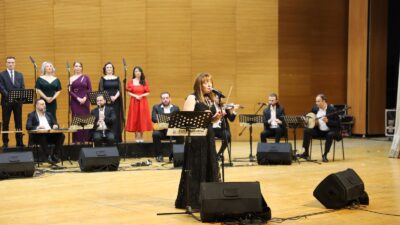 Sanatseverlere şarkı ve türkülerle müzik ziyafeti