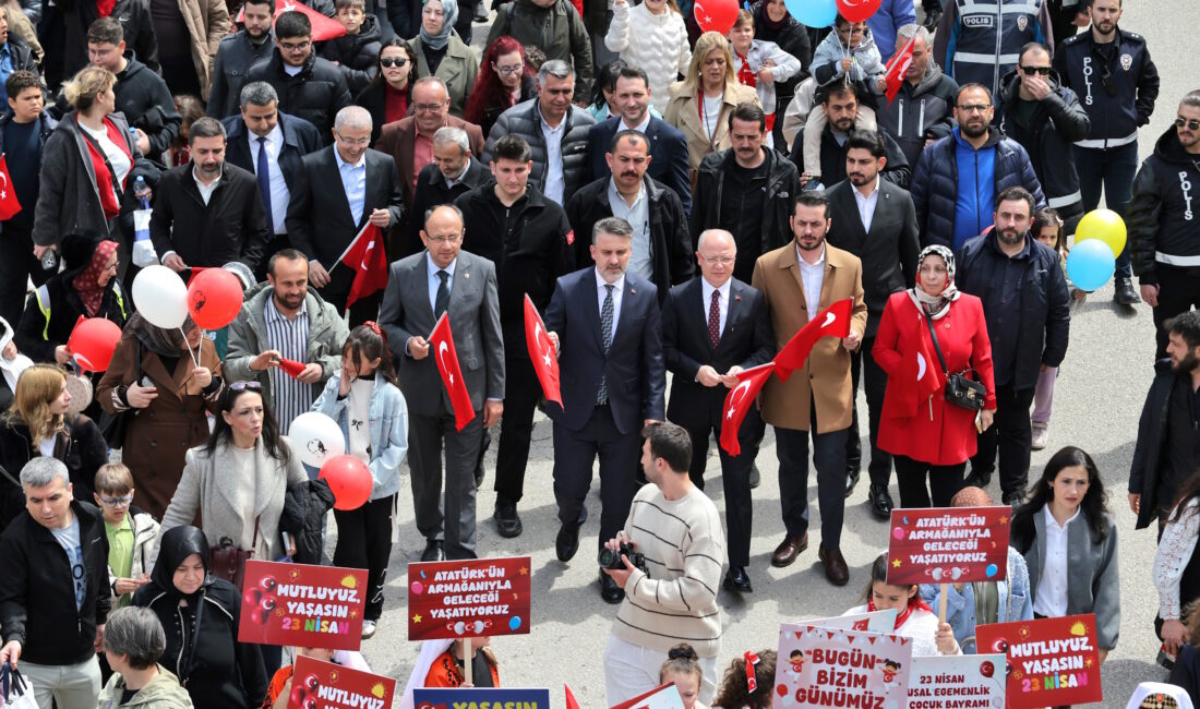 23 Nisan Bursa’da coşkuyla kutlandı