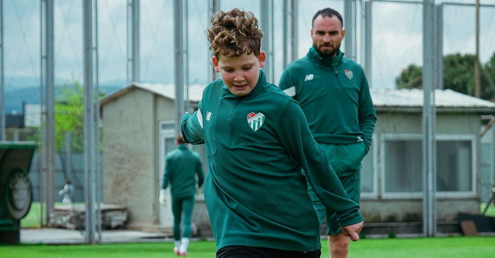 Bursaspor’da Aliağa FK Mesaisi Sürüyor: Mustafa Er Yönetiminde Kritik Hazırlık!