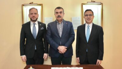 Bakan Tekin ST Petersburg Başkonsolosluğunu Ziyaret Etti