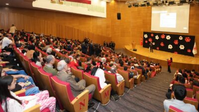 Alper Gezeravcı Meclis’te Çocuklarla Buluştu