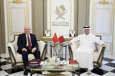 Millî Savunma Bakanı Yaşar Güler, Katar Başbakan Yardımcısı ve Savunma Bakanı Şeyh Saud Bin Abdurrahman Bin Hasan Bin Ali Al Sani Doha’da Bir Araya Geldi