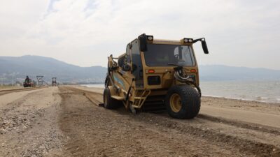 Plajlar yaza hazır hale getiriliyor