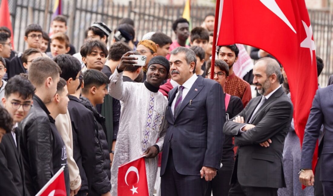 Uluslararası Anadolu İmam Hatip Liselerinde 2 Bini Aşkın Yabancı Öğrenci Eğitim Görüyor