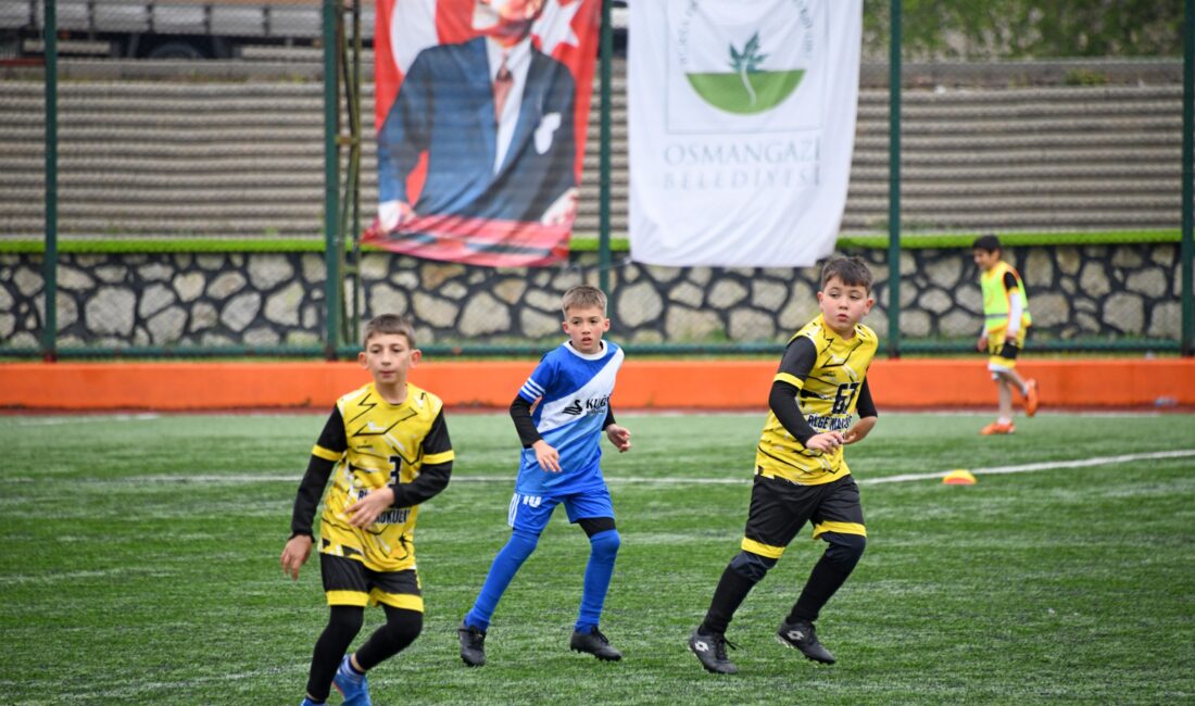 Osmangazi’de Çocuklar Sahada Buluştu