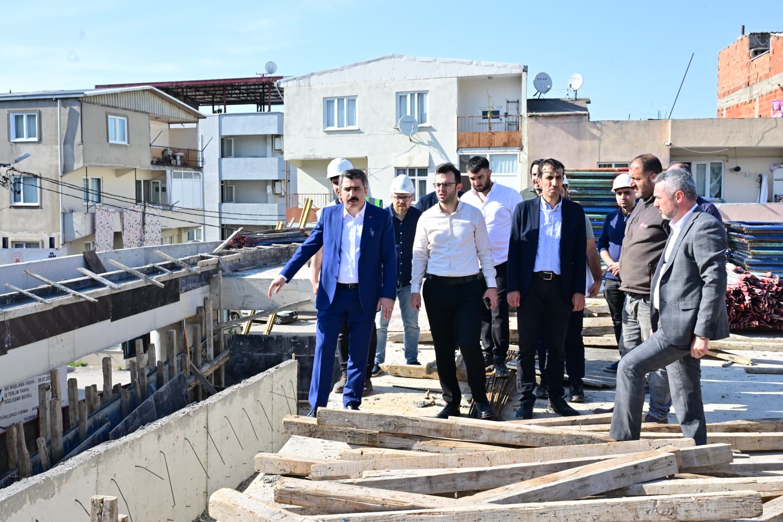 Yavuzselim Kapalı Pazar Alanın’da Yol Yarılandı