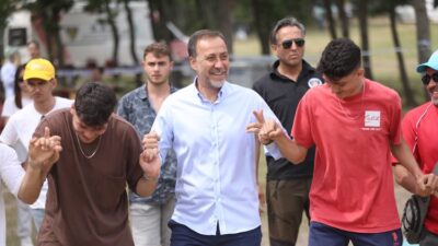 Öğrenciler moral depoladı