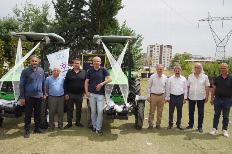 Rotary Gölbaşı ve Adıyaman Belediyesi’ne traktör aldı