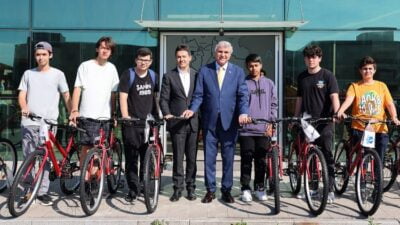 Sakarya eğitim ve sporda başarıyı ödüllendirdi