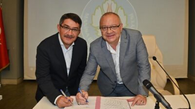 Manisa’da imzalar sokak sağlıklaştırması için atıldı