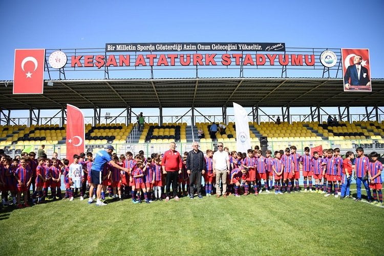 “Trakya Futbol Okulları Çocuk Futbol Şenliği” yapıldı