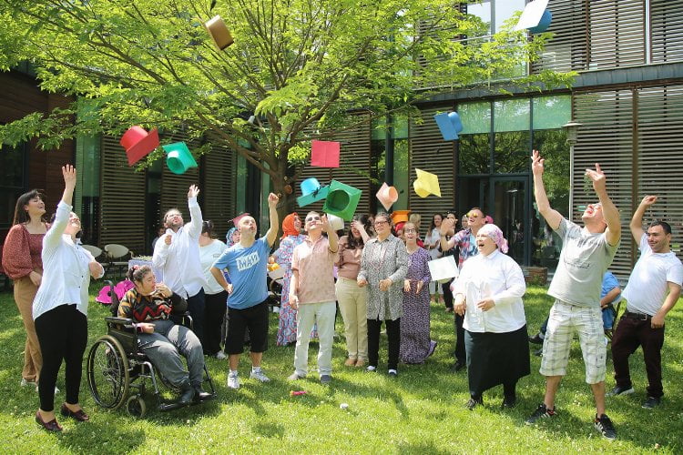 Sakarya sevgi dolu bir dönemi daha bitirdi Sakarya sevgi dolu bir dönemi daha bitirdi