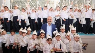 Gebze’de 300 çocuk erkekliğe ilk adımı attı