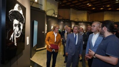 İstanbul Üsküdar’da Aşık Veysel anısına sergi
