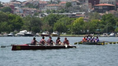 İstanbul’da ‘Haliç Su Sporları’na renkli açılış
